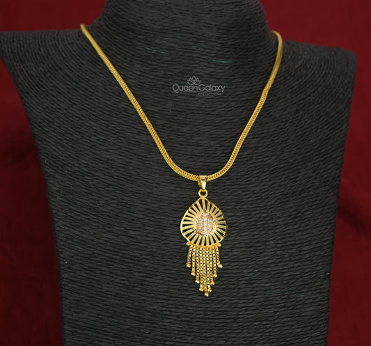 Goldplated Chain With Pendant