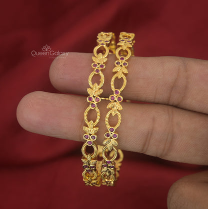 Goldplated Bangles