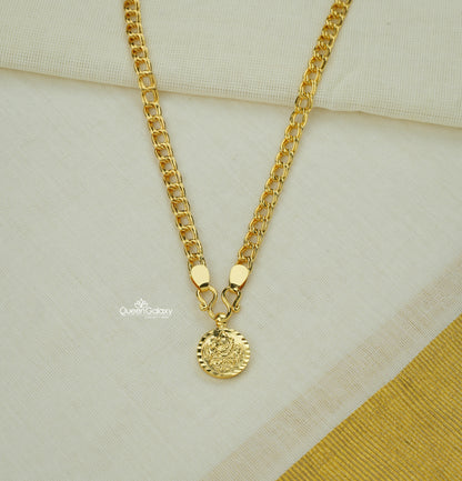 Goldplated Chain With Pendant