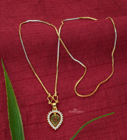 White Goldplated Chain With Thali