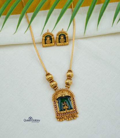 Antique Lakshmi Necklace With Stud