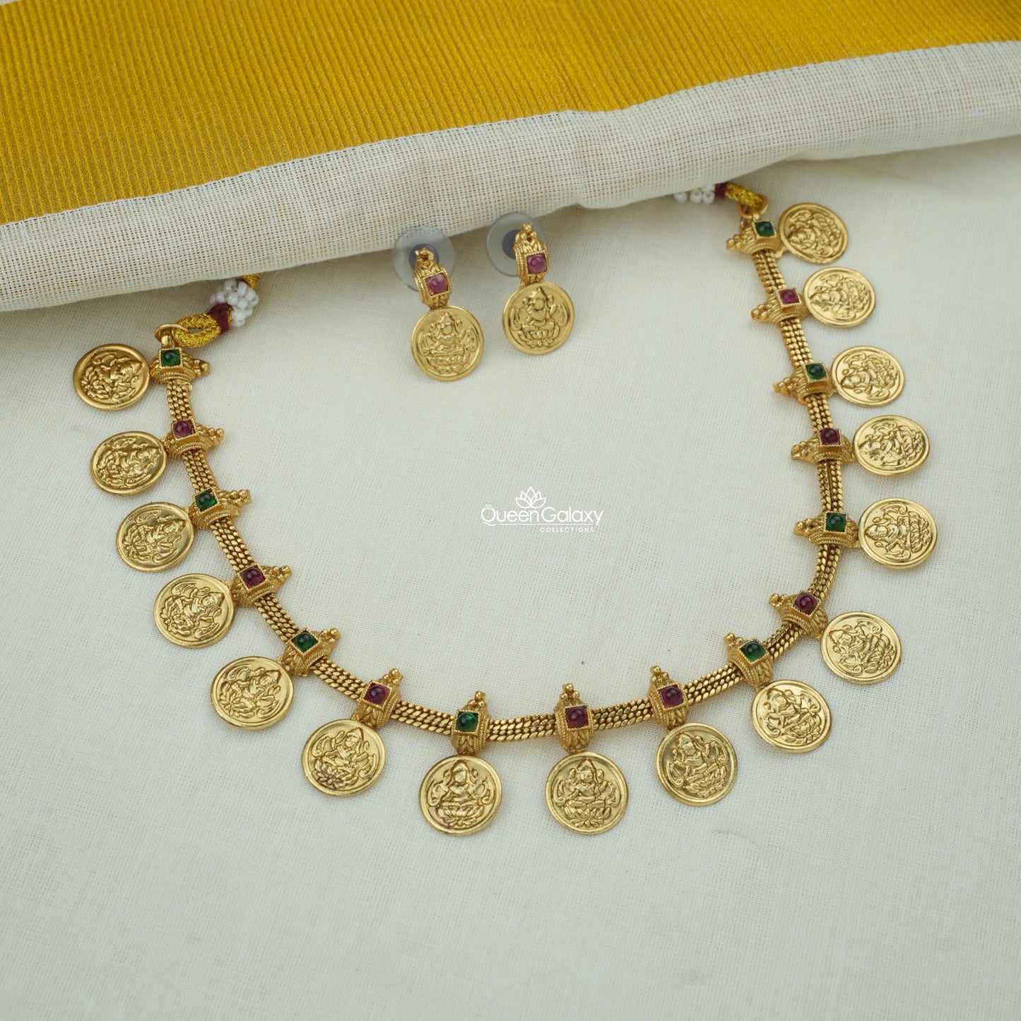 Antique Kassu Necklace With Stud