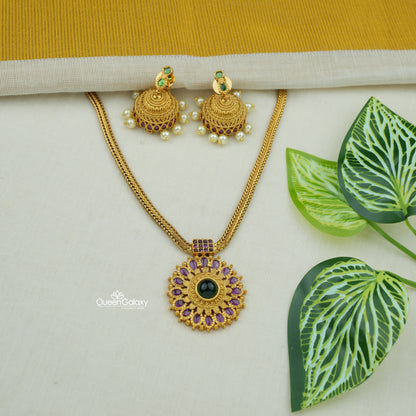 Antique Necklace With Earrings