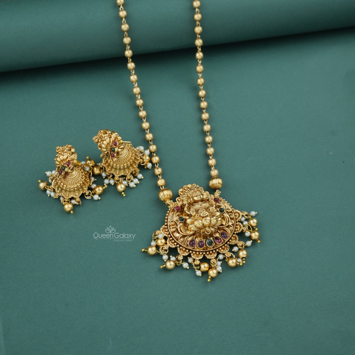 Antique  Lakshmi Necklace With  Earrings