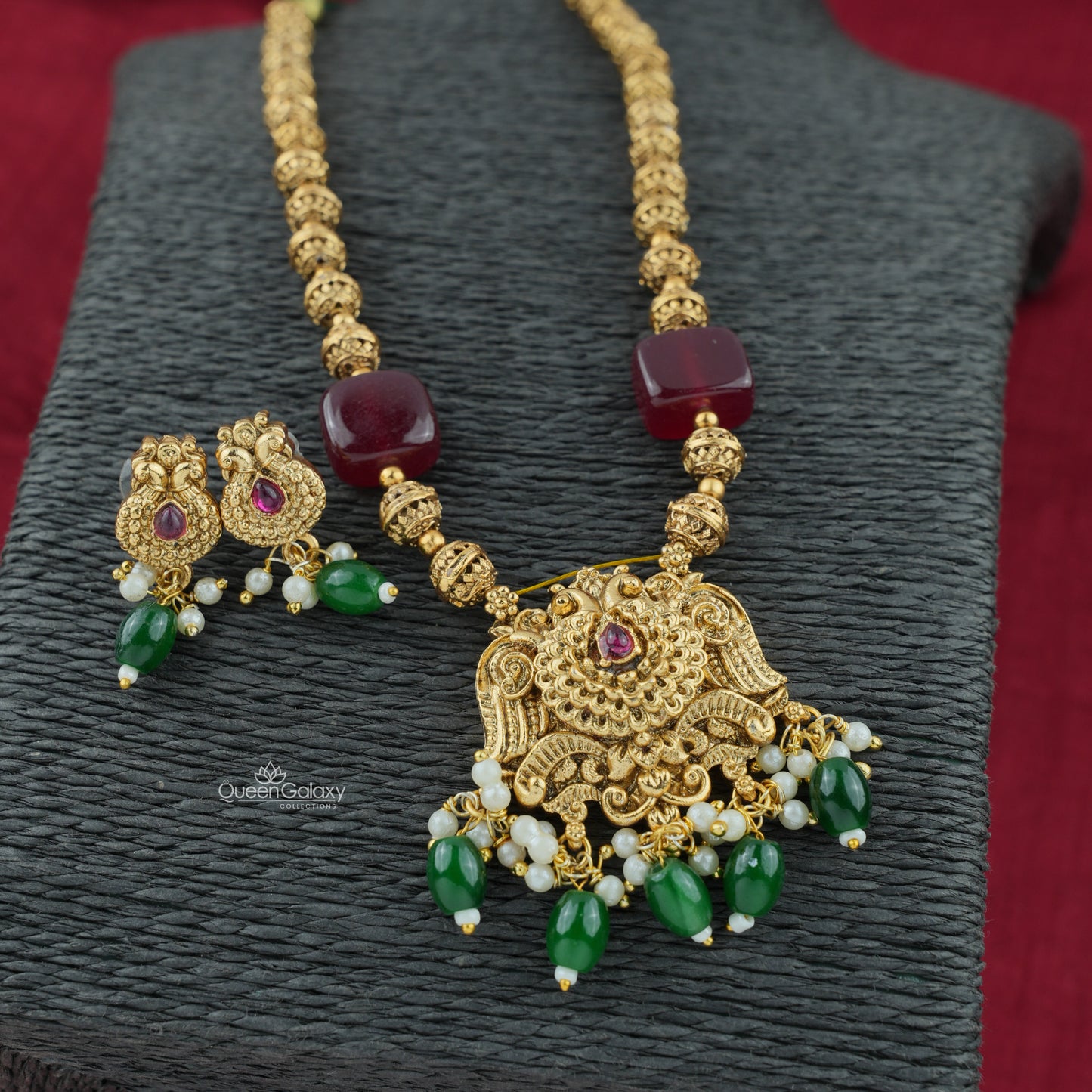 Antique Necklace With Earrings