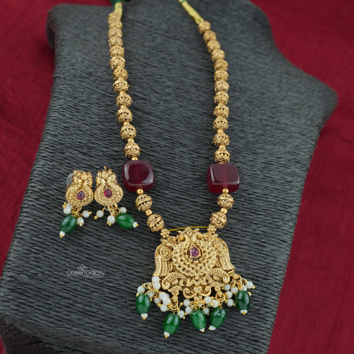 Antique Necklace With Earrings