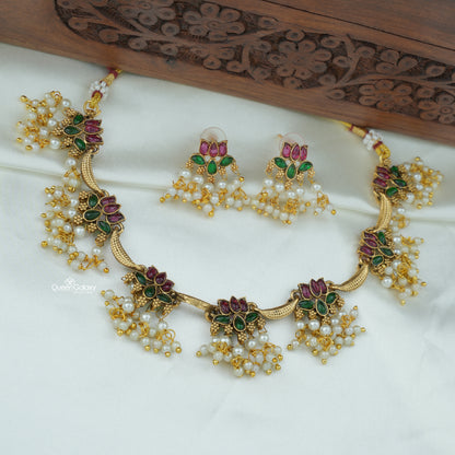 Antique Necklace With Earrings