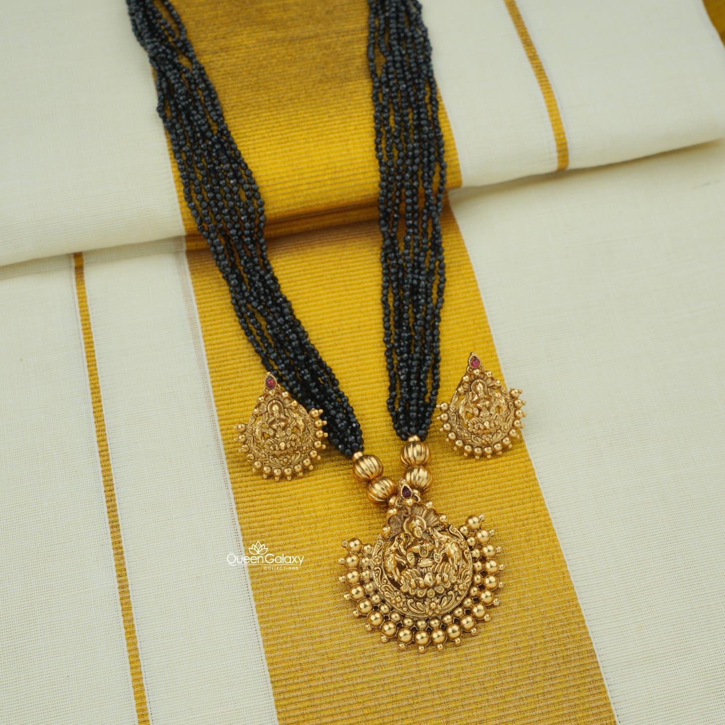 Antique Lakshmi Necklace With Earrings