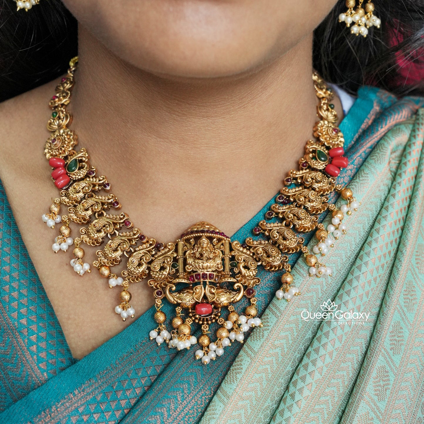 Antique Necklace With Earrings