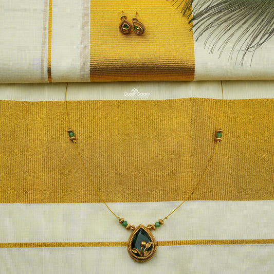 Antique Invisible Necklace With Stud