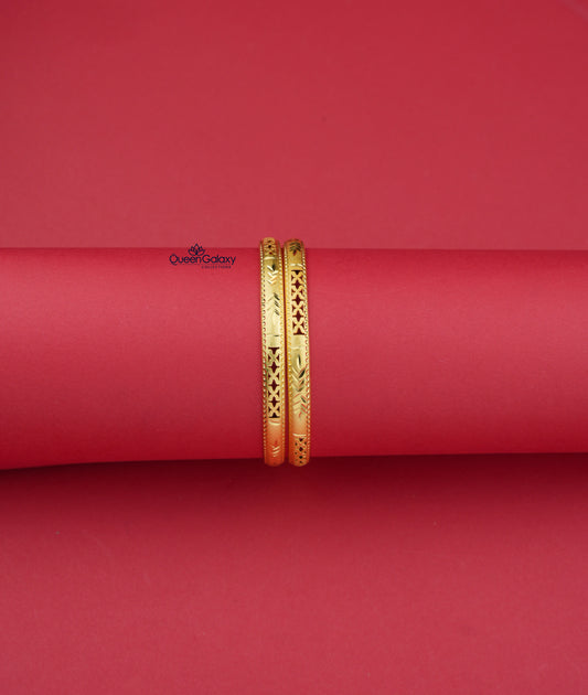 Goldplated Bangles