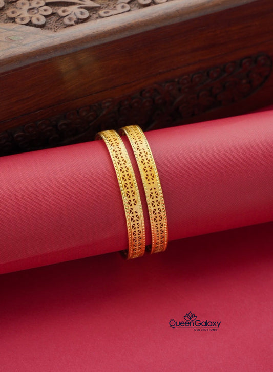 Goldplated Bangles