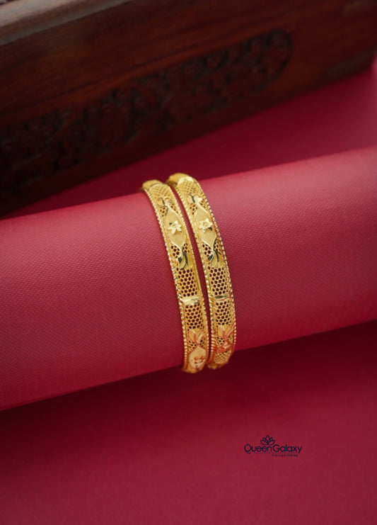 Goldplated Bangles
