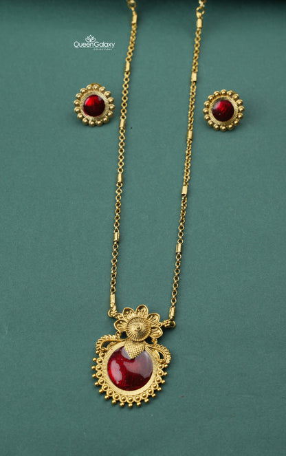 Antique Palakka Necklace With Stud