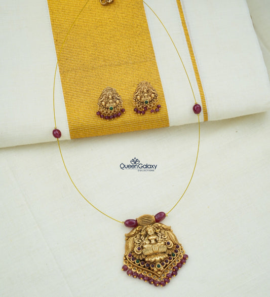 Antique Invisible Necklace With Stud