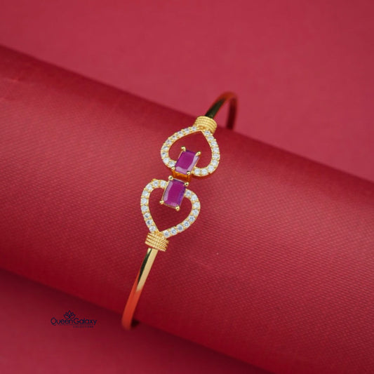 Goldplated AD Stone Lock Bnagles