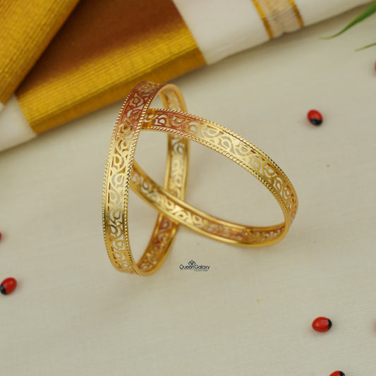 Goldplated Bangles