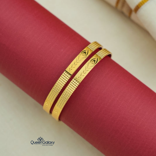 Goldplated Bangles