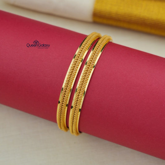 Goldplated Bangles
