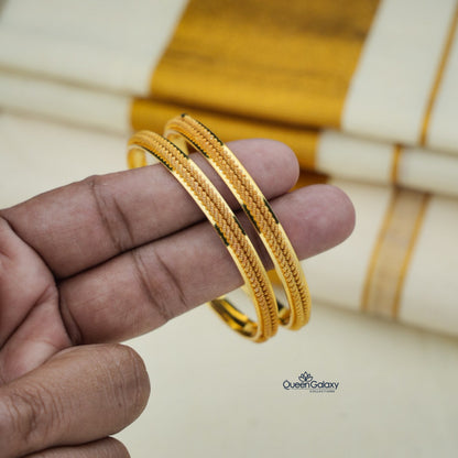 Goldplated Bangles