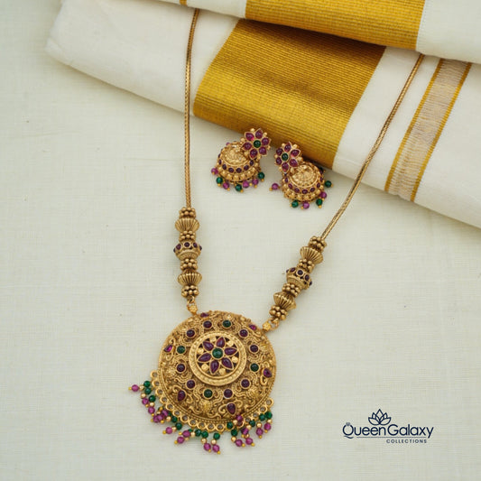 Antique Necklace With Jumka
