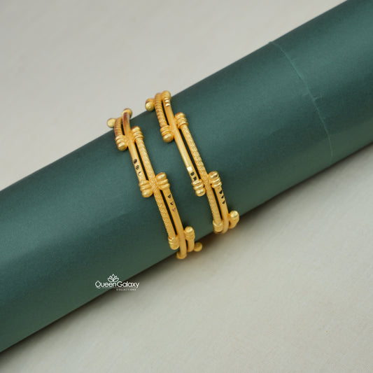 Goldplated Bangles