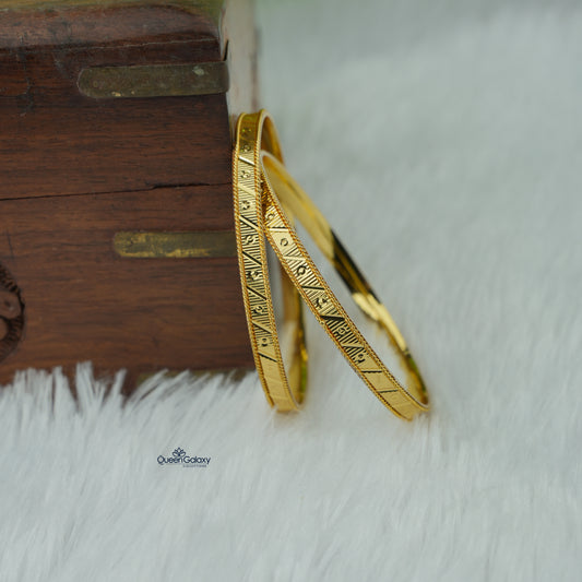 Goldplated Bangles