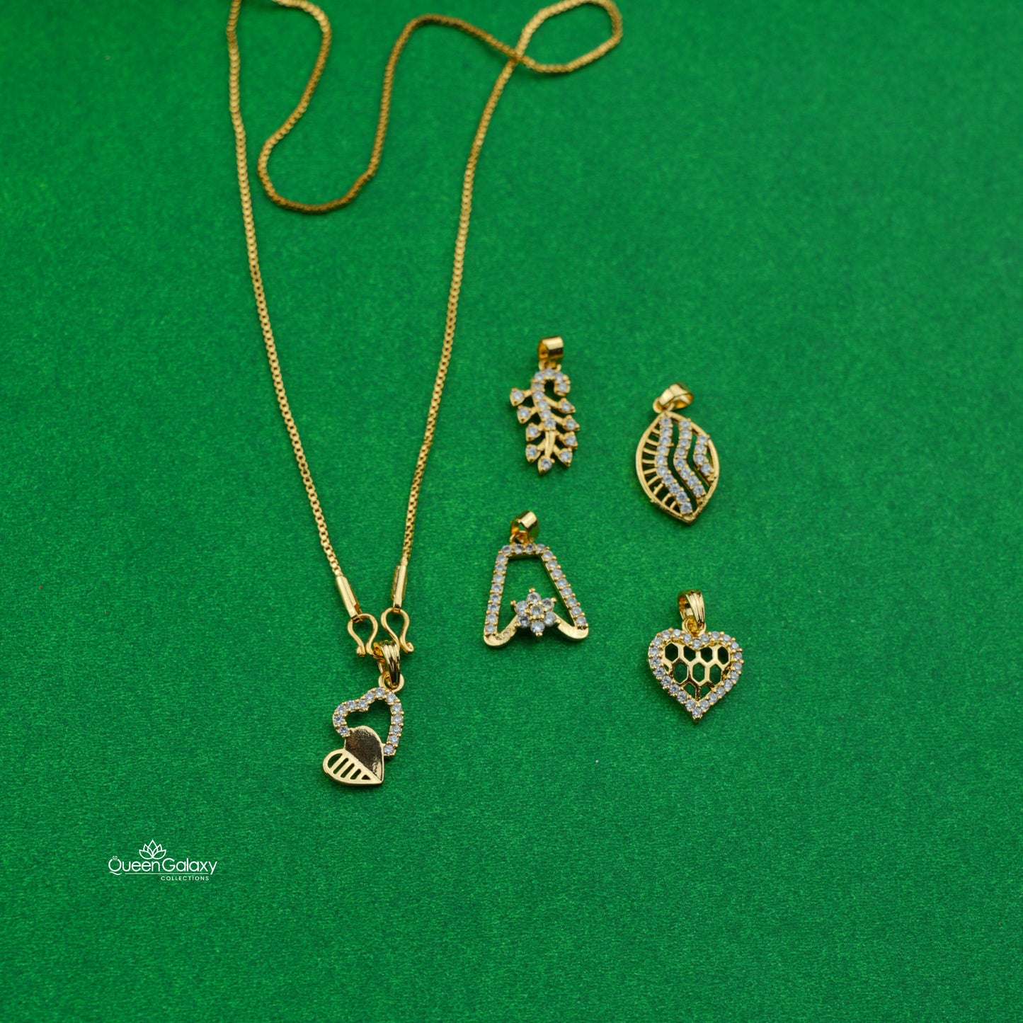 Goldplated Chain With Pendant