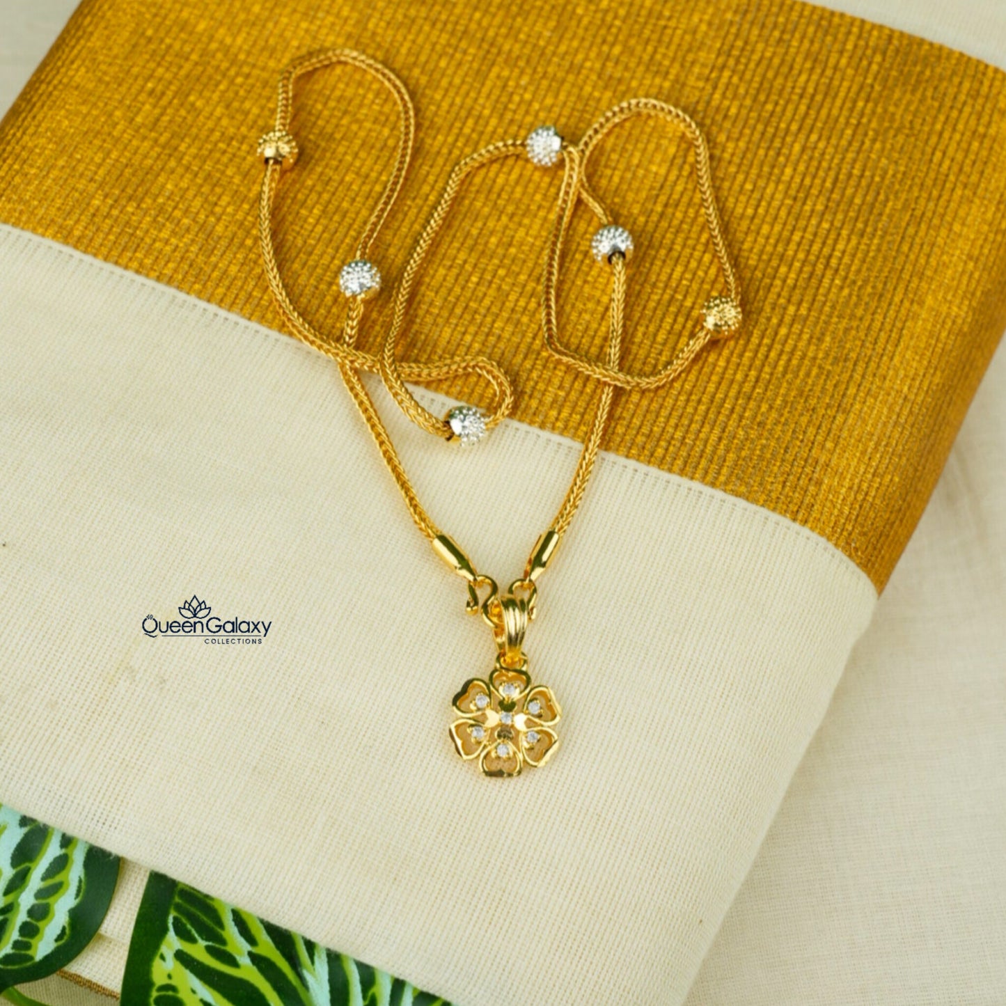 White Goldplated Chain With Pendant