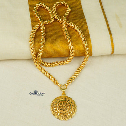 Goldplated Chain With Pendant