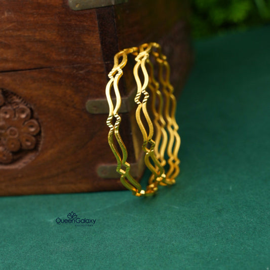 Goldplated Bangles
