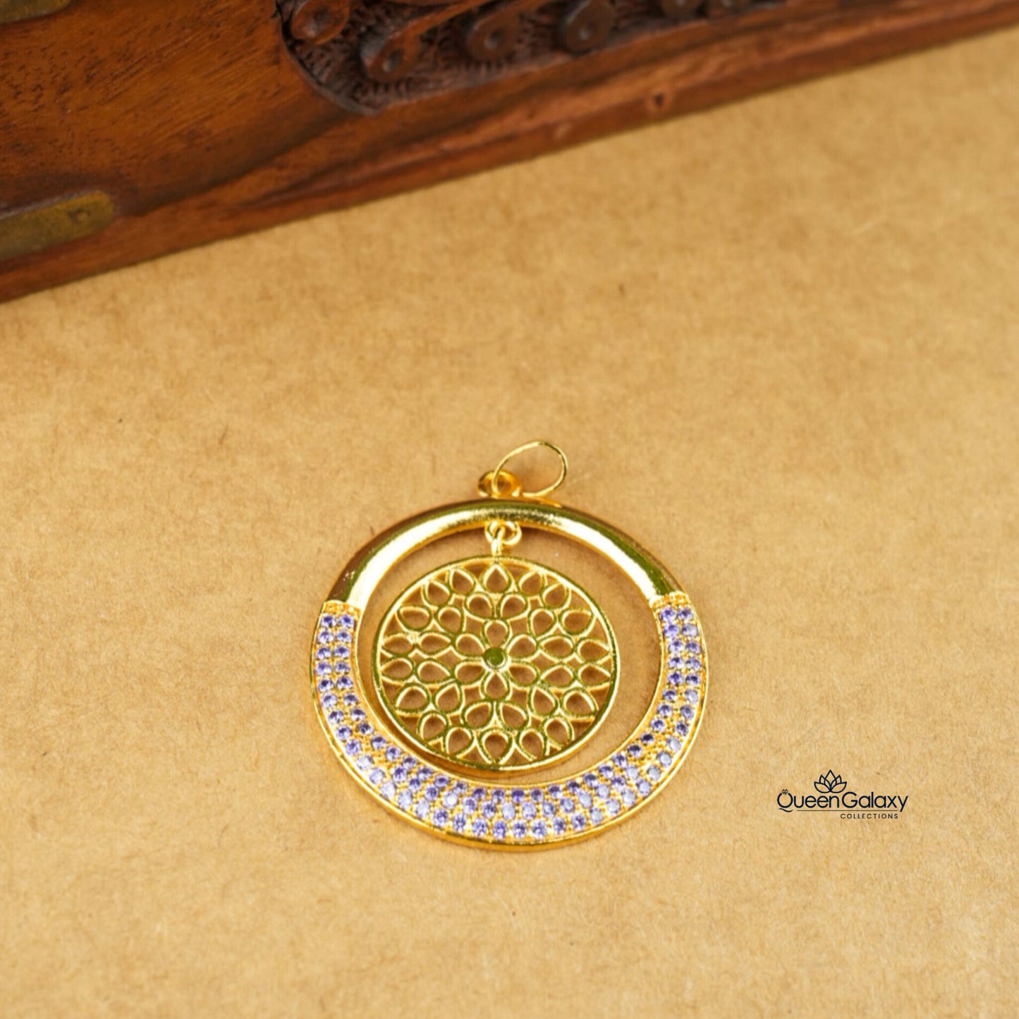 Goldplated Diamond Replica Pendant