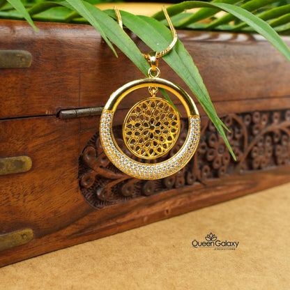 Goldplated Diamond Replica Pendant