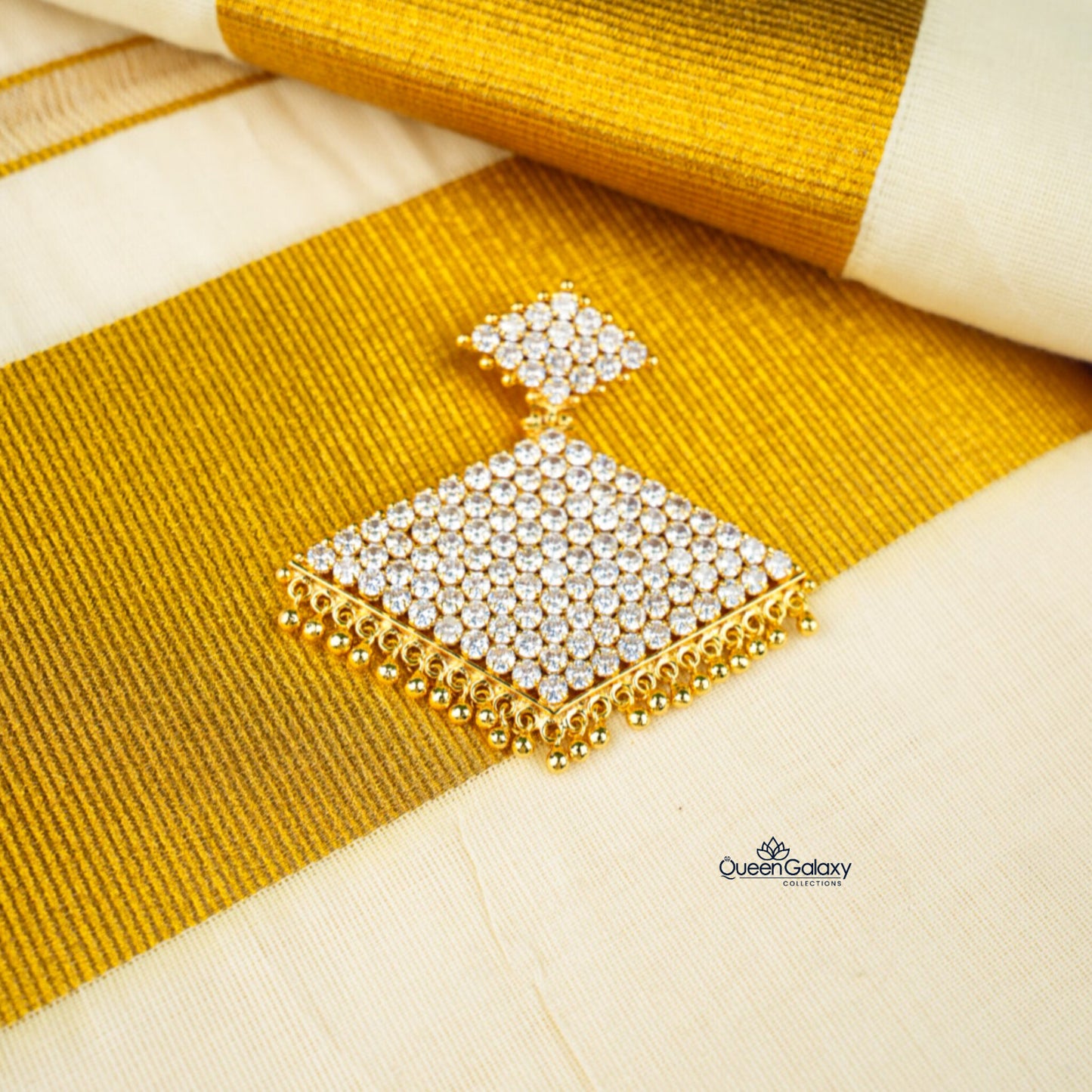 Goldplated AD Stone Necklace