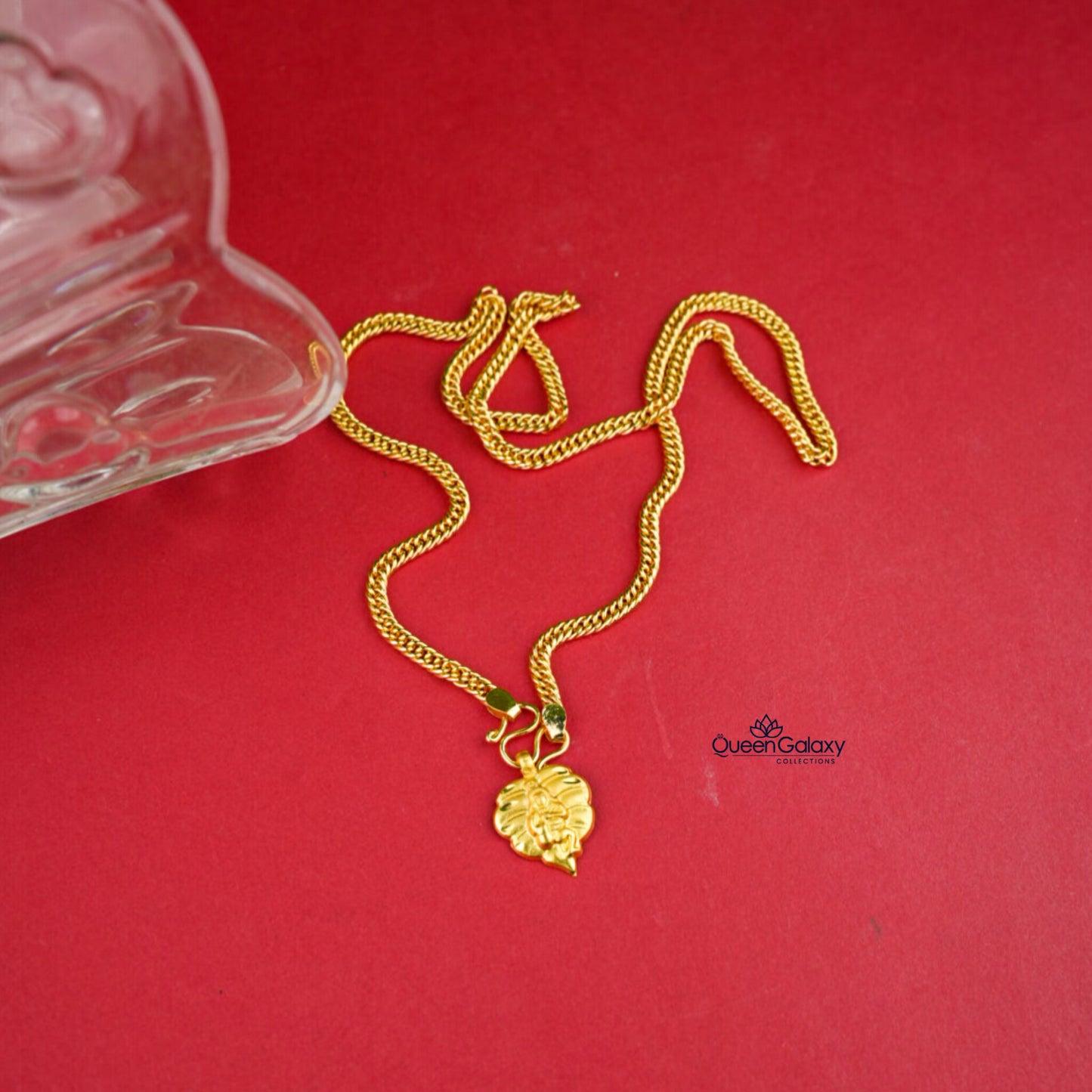 Goldplated Chain With Pendant