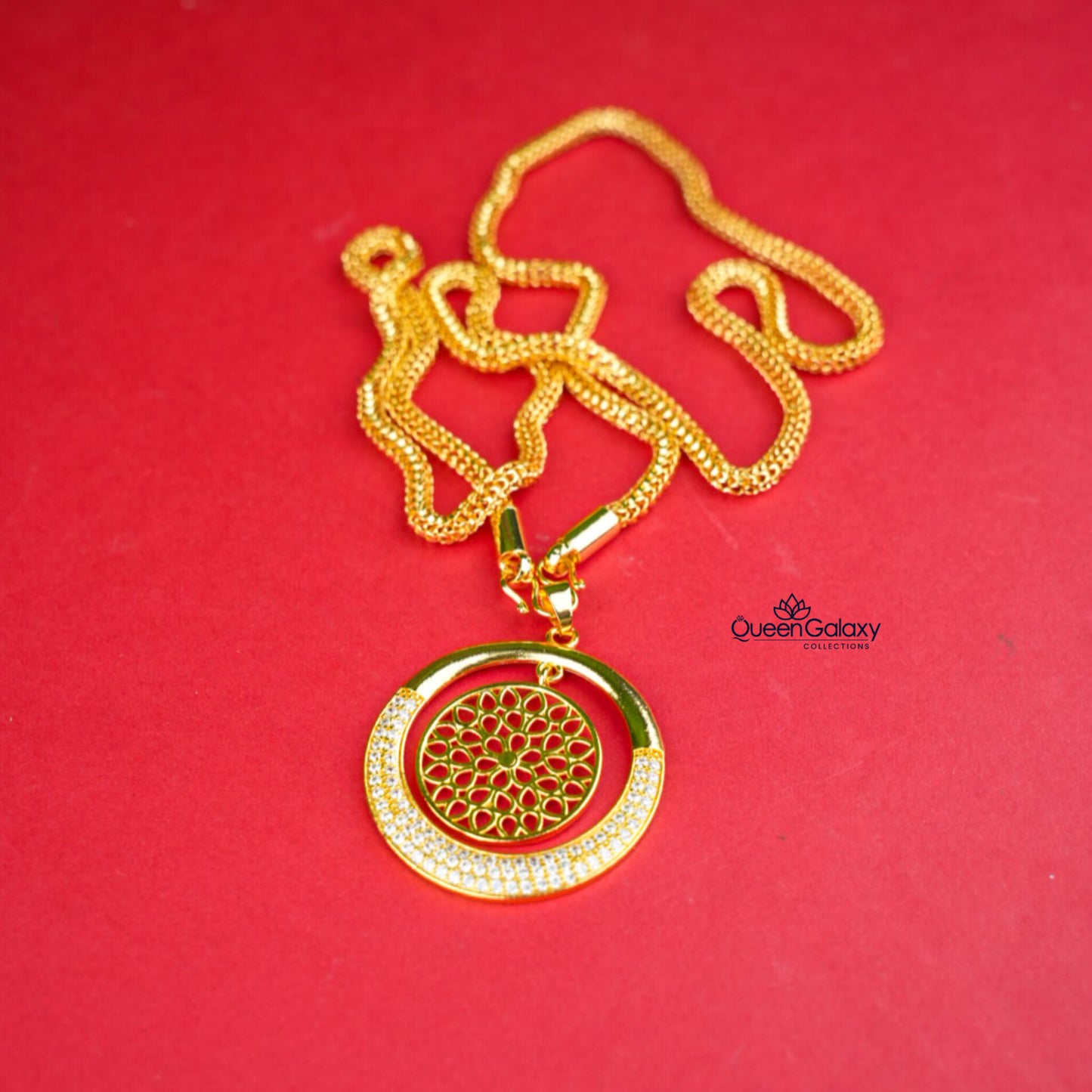 Goldplated Chain With Pendant