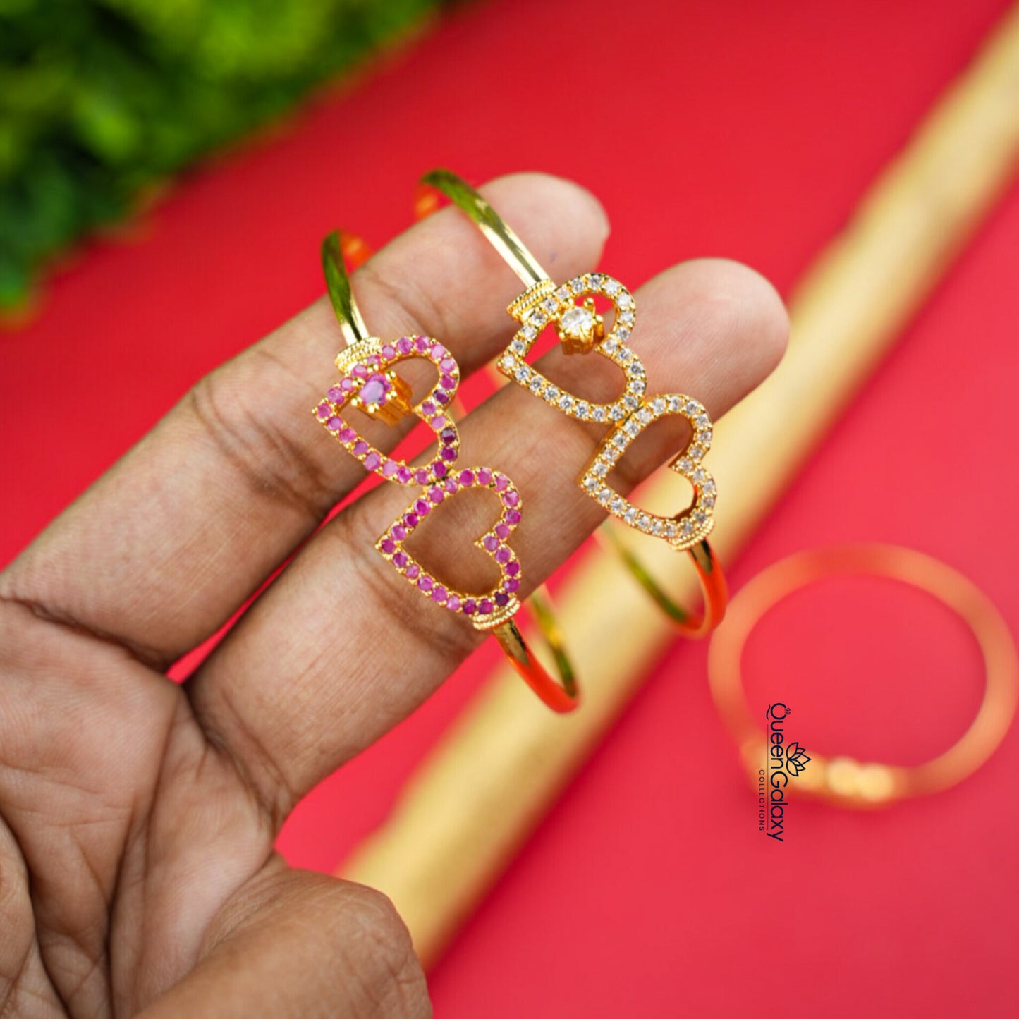 Goldplated AD Stone Lock Bangle