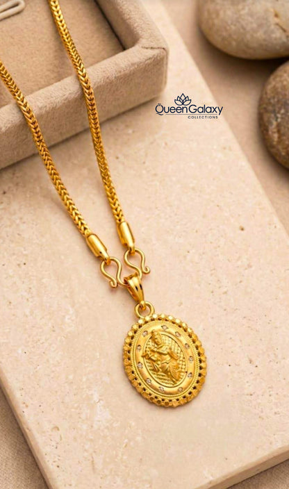 Goldplated Chain With Pendant