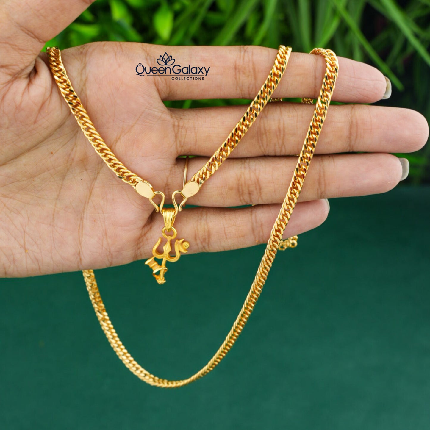 Goldplated Chain With Pendant