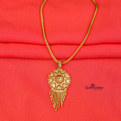 Goldplated Chain With Pendant