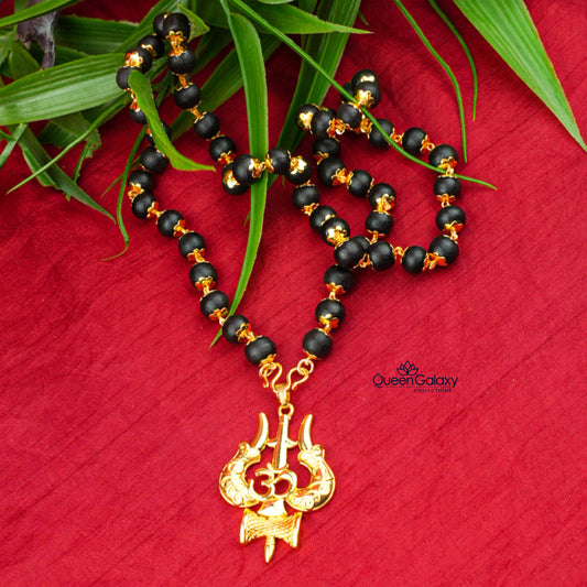 Gold Plated Chain With Pendant