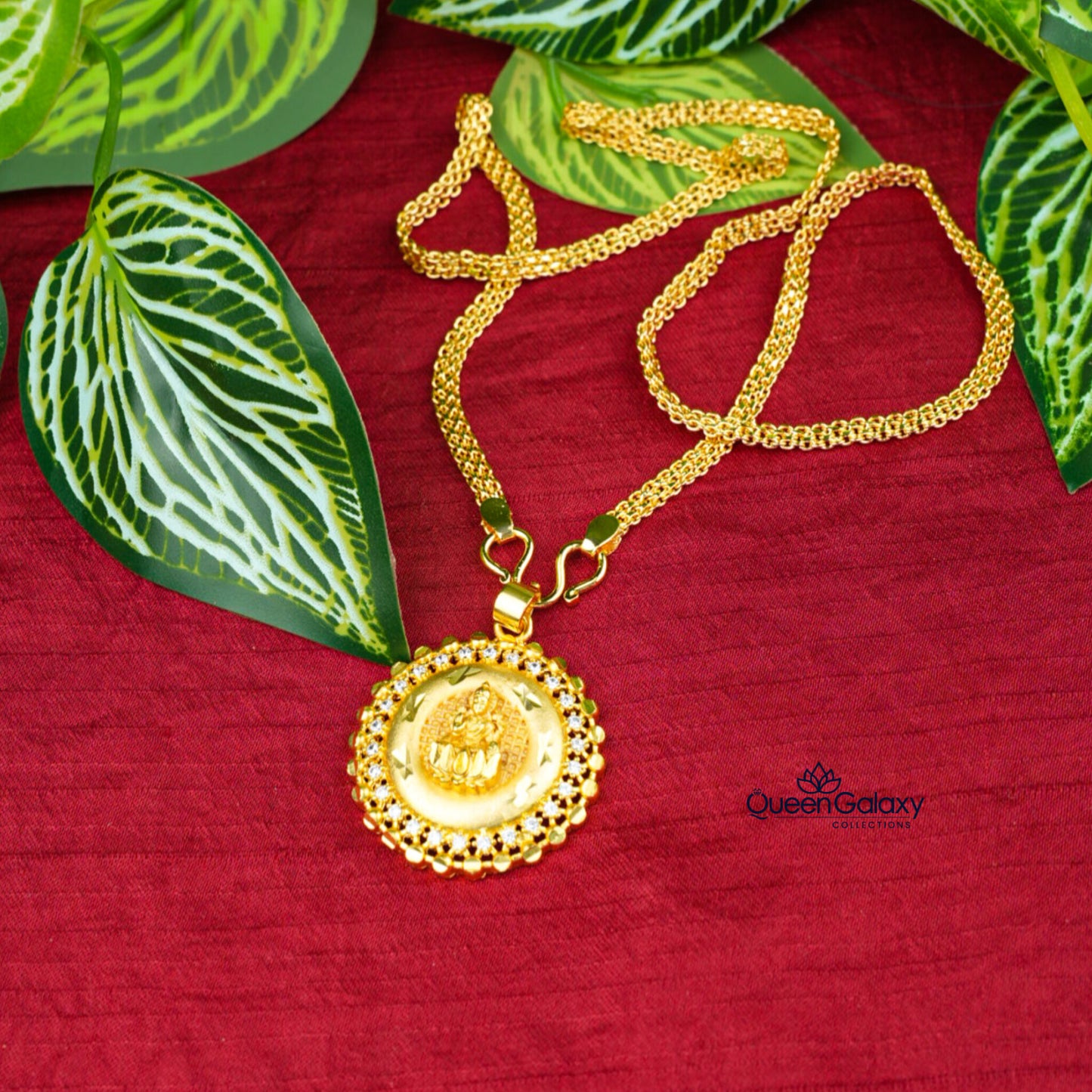 Gold Plated Chain With Pendant