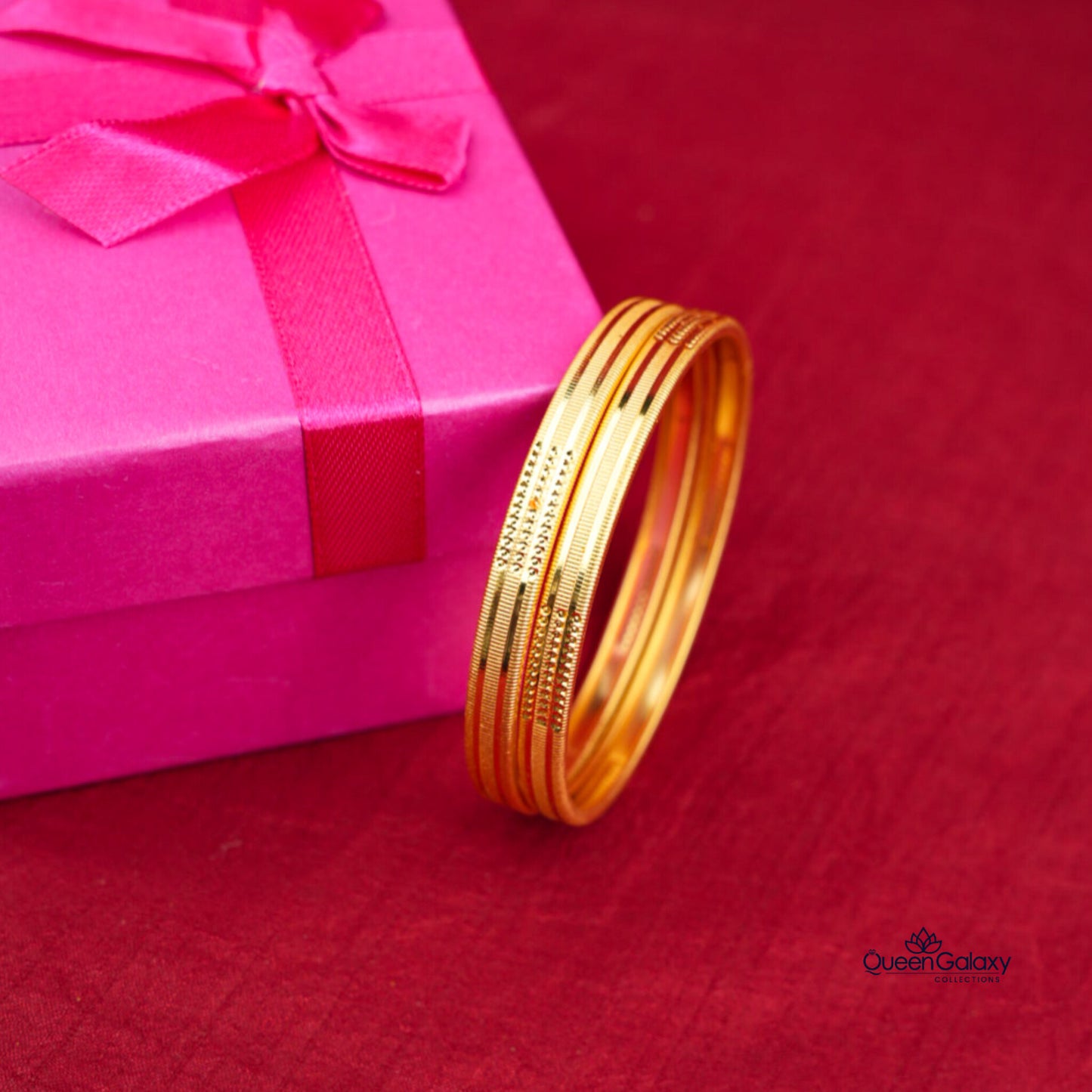 Goldplated Bangles