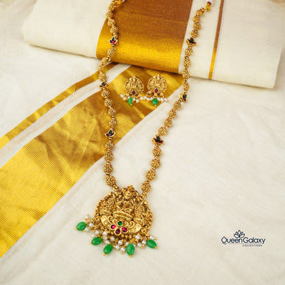 Antique Haram With Stud
