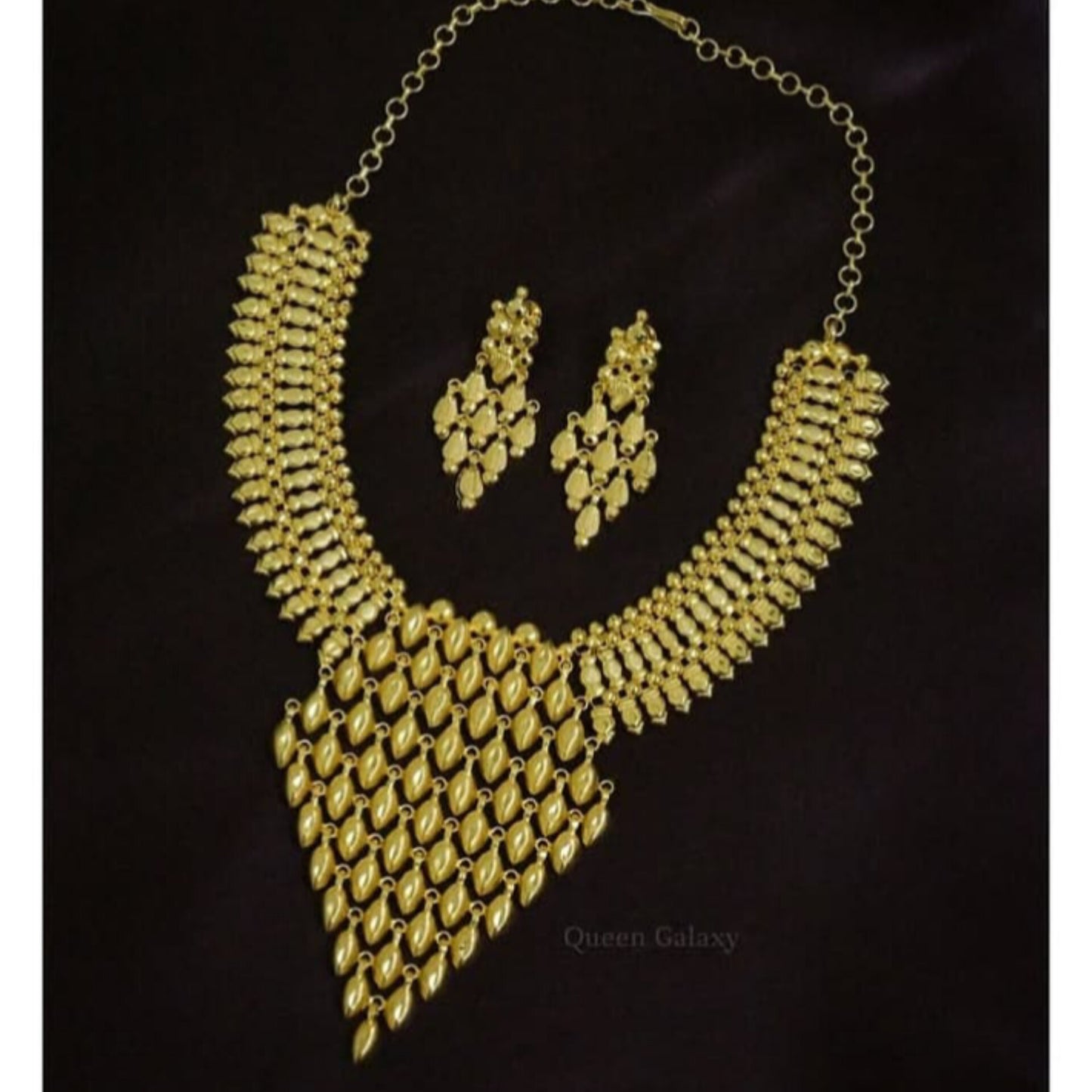 Gold Plated Necklace With Earrings