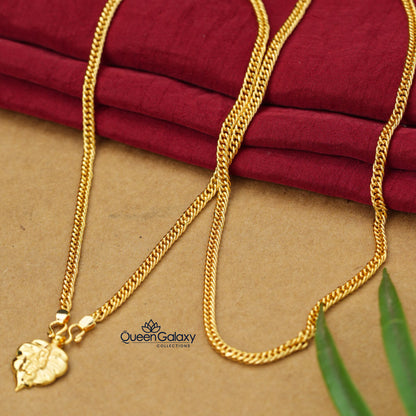 Goldplated Chain With Pendant