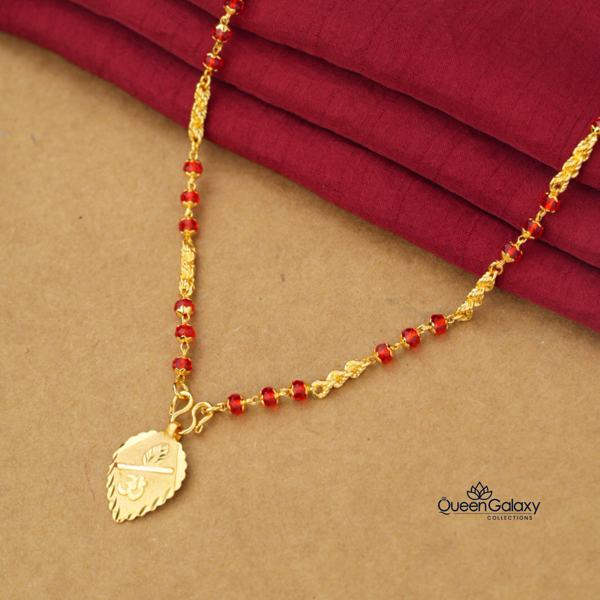 Goldplated Crystal Chain With Pendant
