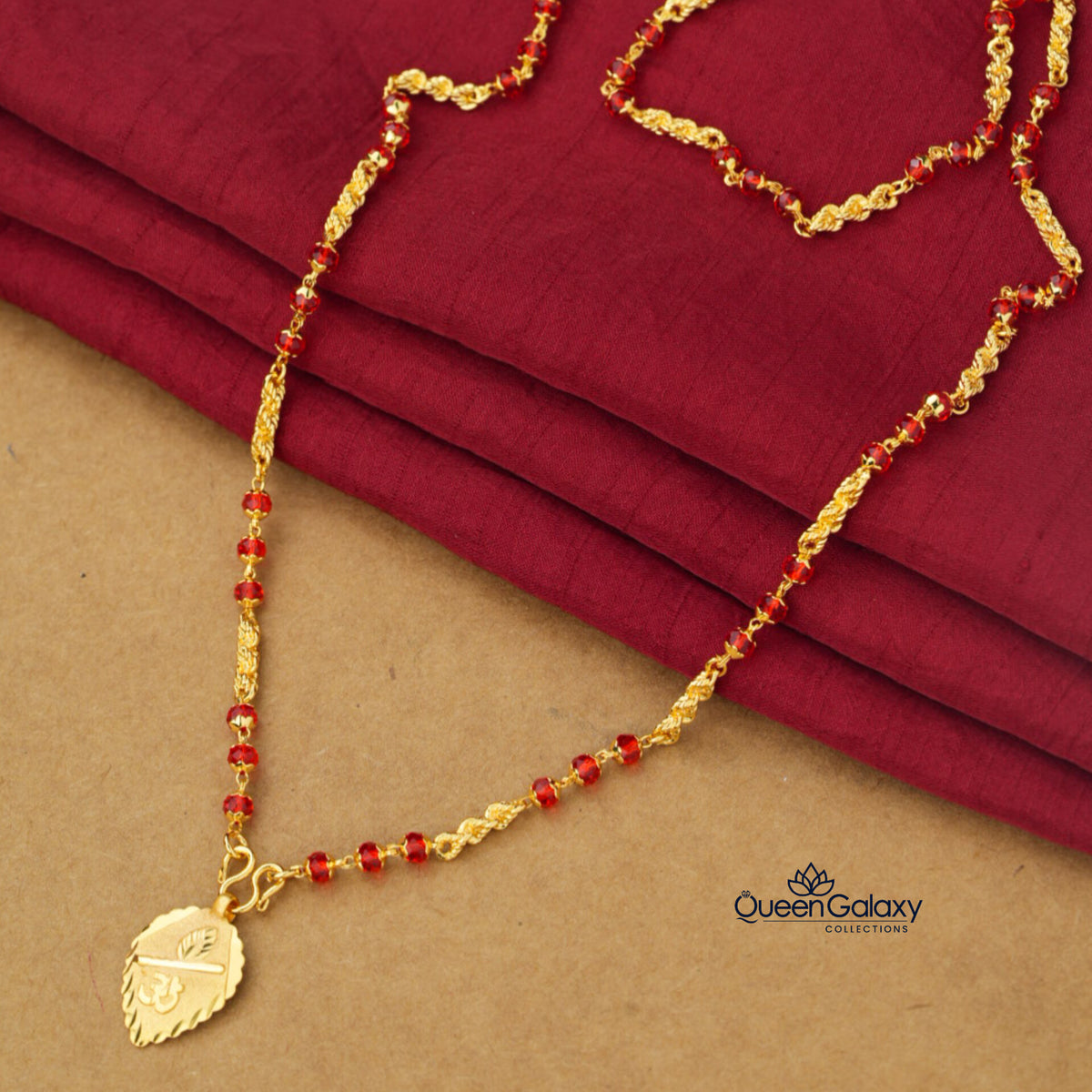 Goldplated Crystal Chain With Pendant