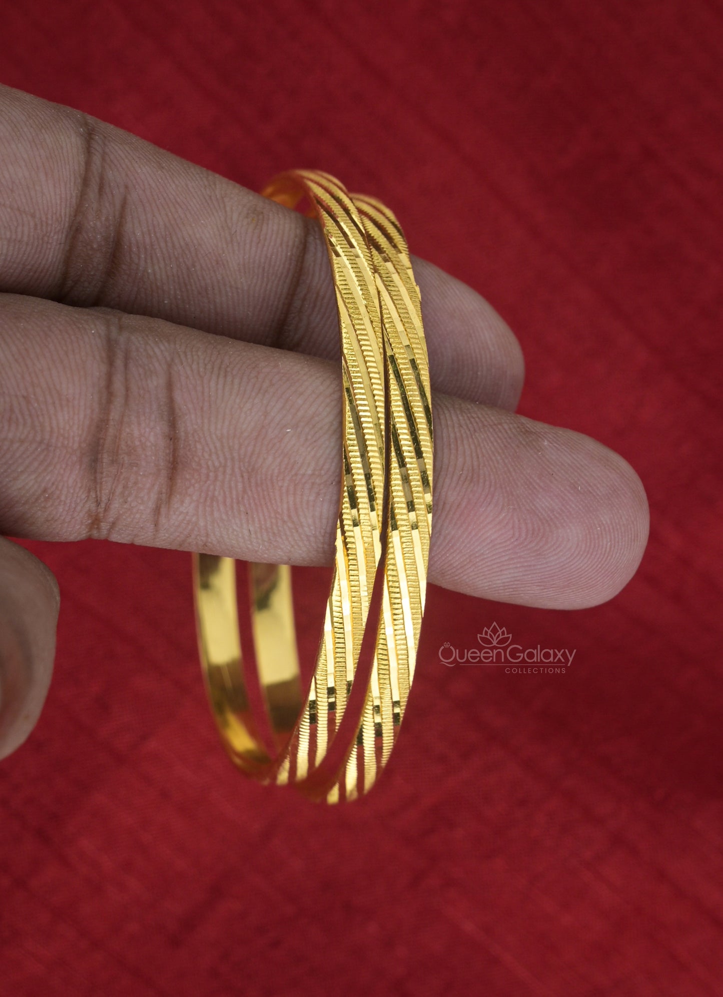 Goldplated Bangles