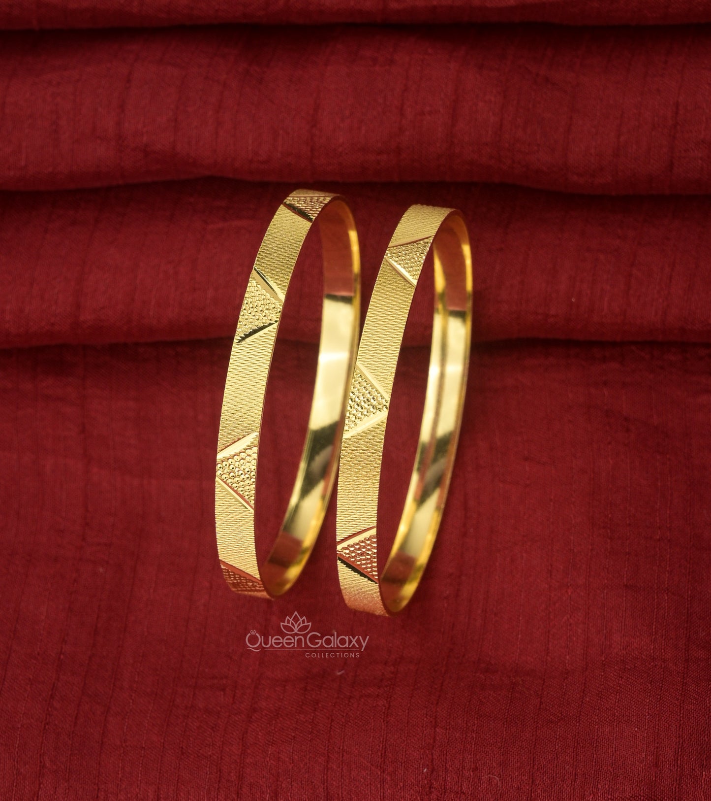 Goldplated Bangles